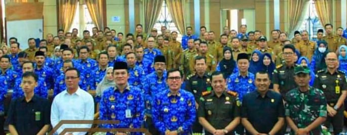 Ketua DPRD Kota Sungai Penuh Lendra Wijaya saat hadir mengikuti Sosialisasi Program Layanan Kejaksaan Negeri Sungai Penuh berbasis Website Umoh Basilo.