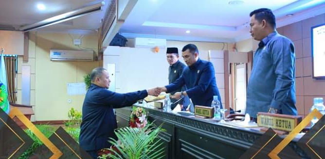 Penyampaian Pandangan Umum Fraksi-fraksi Dewan terhadap Rancangan Peraturan Daerah tentang APBD Perubahan Kota Sungai Penuh tahun anggaran 2023