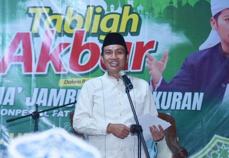 WhatsApp Image 2023-12-13 at 21.37.29 Bupati Batang Hari Mhd Fadhil Arief