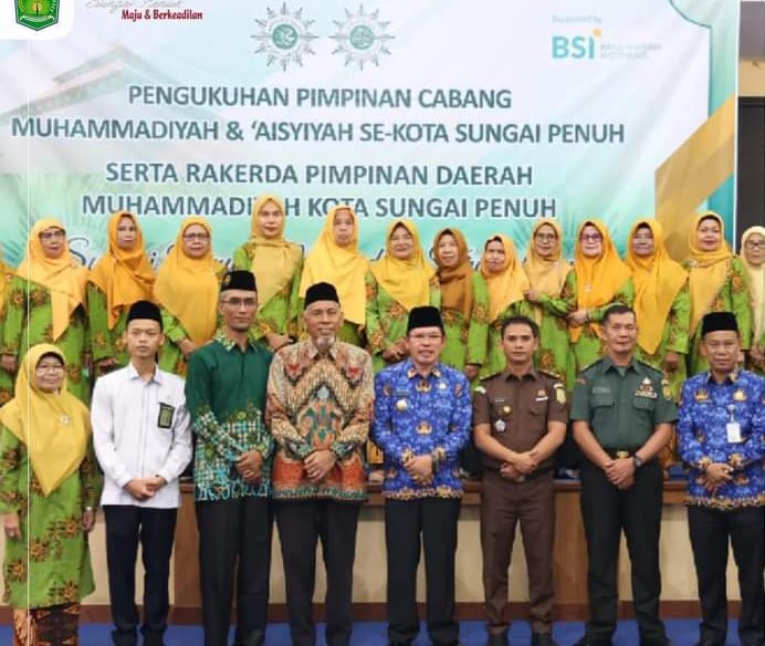 Pengukuhan PD Muhammadiyah dan Aisyiyah Kota Sungai Penuh