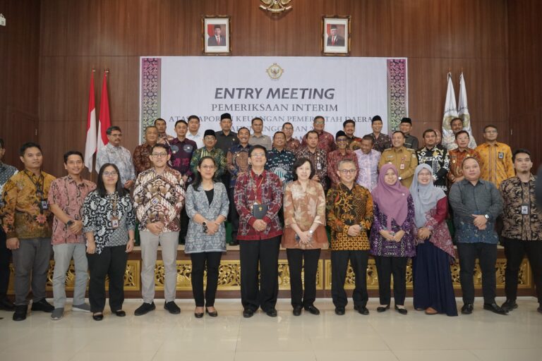 acara Entry Meeting pemeriksaan interim atas laporan keuangan pemerintahan daerah tahun anggaran 2023 di BPK RI perwakilan Jambi