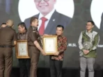 Gubernur Al Haris Terima Penghargaan Soeprapto Award 2024 dari Jaksa Agung RI