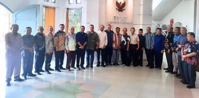 Pimpinan dan Anggota DPRD Kota Sungai Penuh laksanakan Kunjungan Kerja Komisi ke DPRD Kabupaten Batang Hari