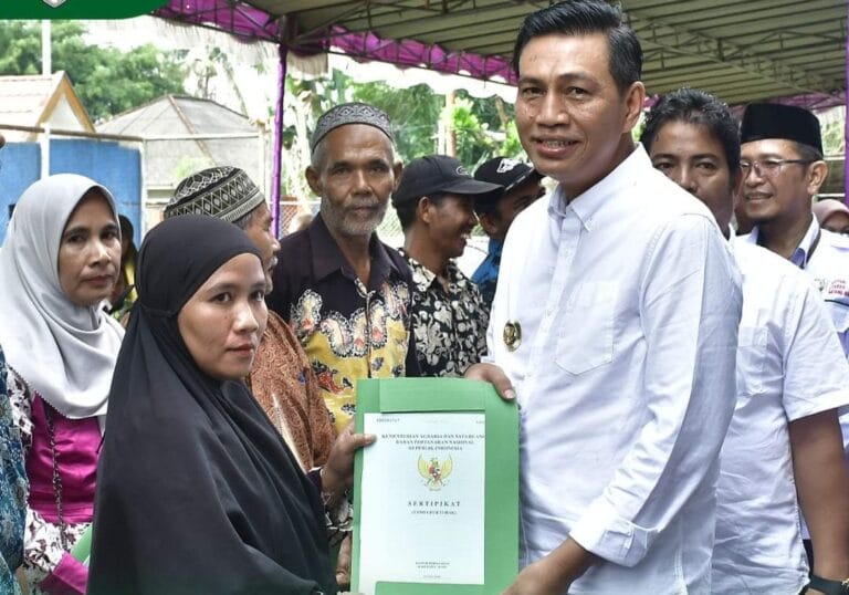 Bupati Batang Hari M. Fadhil Arief