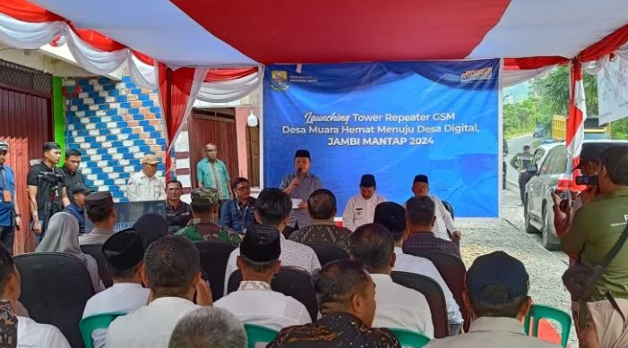 Gubernur Al Haris Launching Tower repeater GSM kawasan Muara Hemat