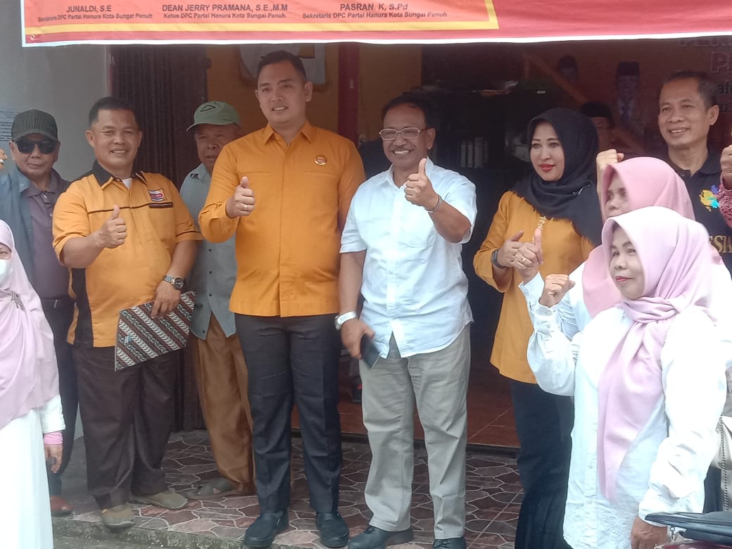 Bakal Calon (Balon) Wali Kota Sungai Penuh Noviar Zen mendaftar ke Partai Hanura