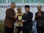 WhatsApp Image 2024-05-07 at 14.21.36 Sosialisasi Kebijakan Terbaru Sertifikasi Forest Stewardship Council (FSC),