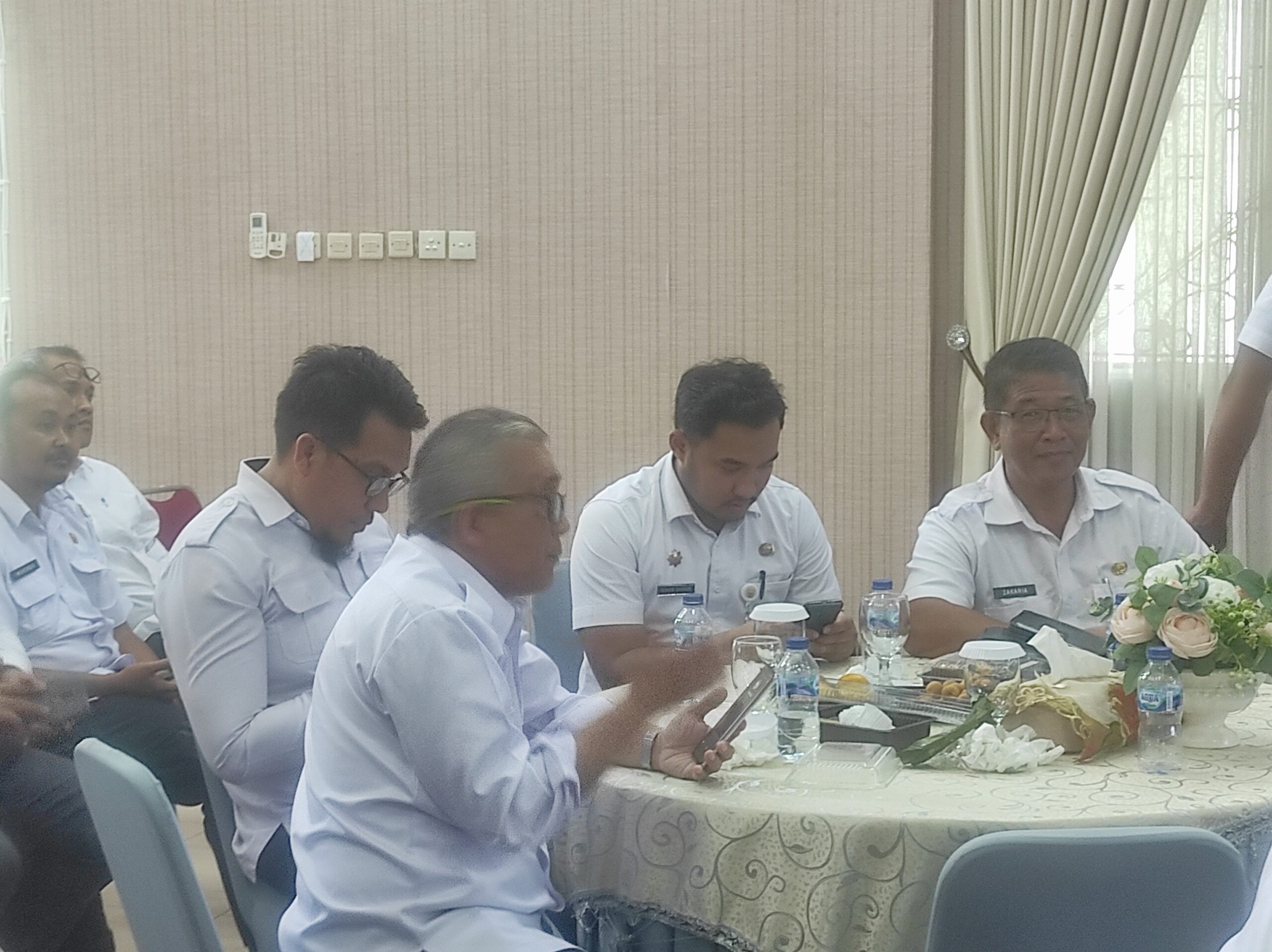 Sekwan DPRD Kabupaten Muaro Jambi Drs.Zakaria M.Si