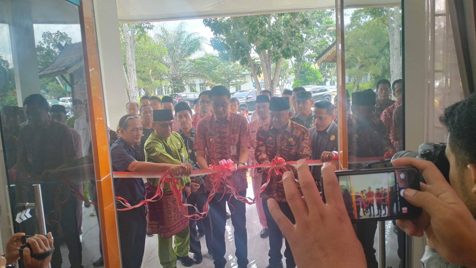 Pj Bupati Muaro Jambi Bachyuni Deliansyah, melaunching Mall Pelayanan Publik