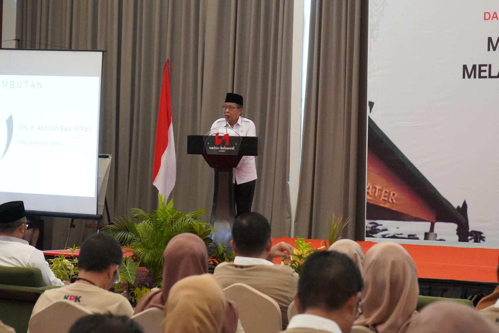 Wakil Gubernur (Wagub) Jambi Drs. H. Abdullah Sani