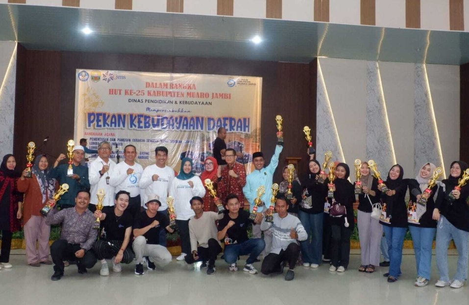 Penutupan Pekan Kebudayaan Daerah dalam Rangka HUT ke-25