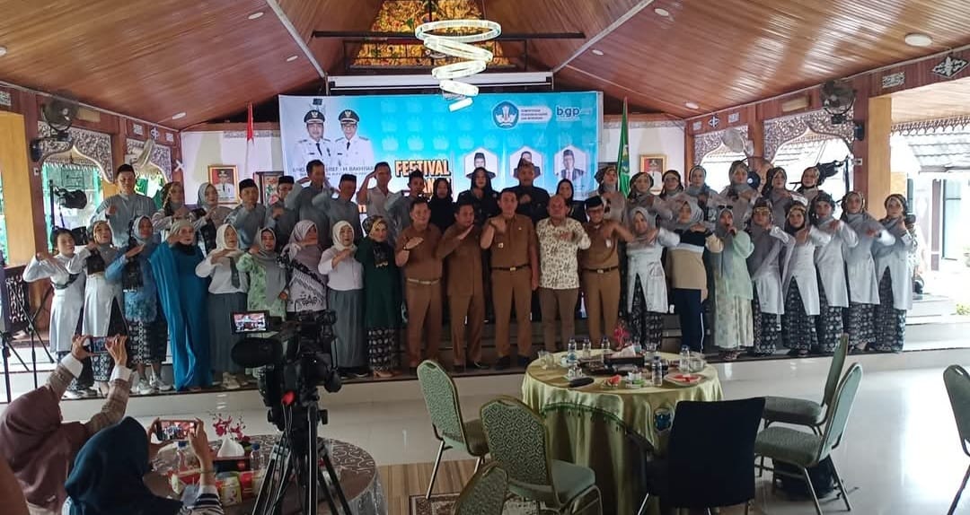 Bupati Batanghari Mhd Fadhil Arief