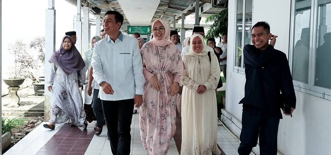 Bupati Batanghari Mdh Fadhil Arief bersama Ketua TP-PKK Kabupaten Batanghari Zulva Fadhil melaksanakan kunjungan ke Rumah Sakit Umum Daerah (RSUD) Haji Abdoel Madjid Batoe (Hamba) Muara Bulian