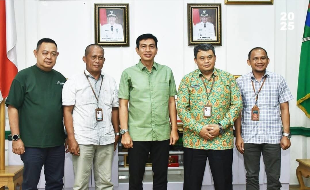 Bupati Fadhil Arief Terima Rilis Berita Pertumbuhan Ekonomi dari BPS