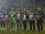 Bupati Fadhil dan Bupati Hurmin Main Bola Bersama di Opening Piala Bupati Batang Hari Super Tangguh