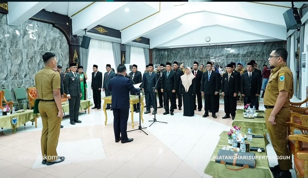WhatsApp Image 2026-02-10 at 10.39.55 Sekda Mula P Rambe Lantik 20 Pejabat Pemkab Batang Hari