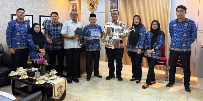 Pemkab Batang Hari menyambangi Kantor Stasiun TVRI Jambi