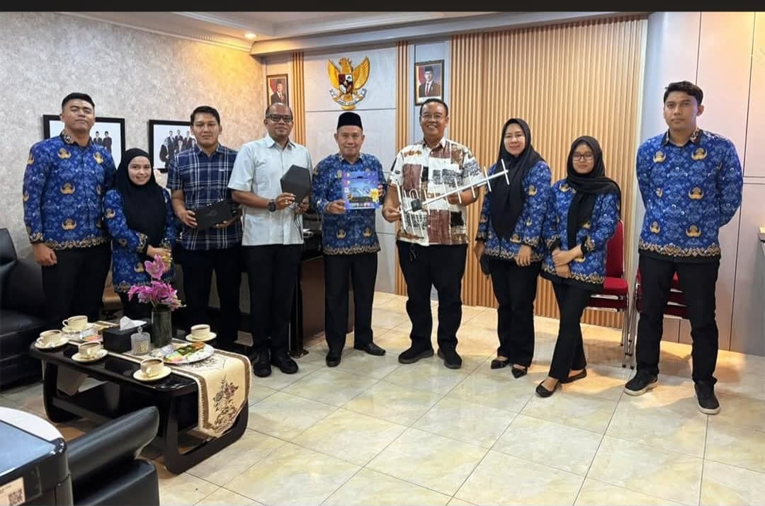 Pemkab Batang Hari menyambangi Kantor Stasiun TVRI Jambi