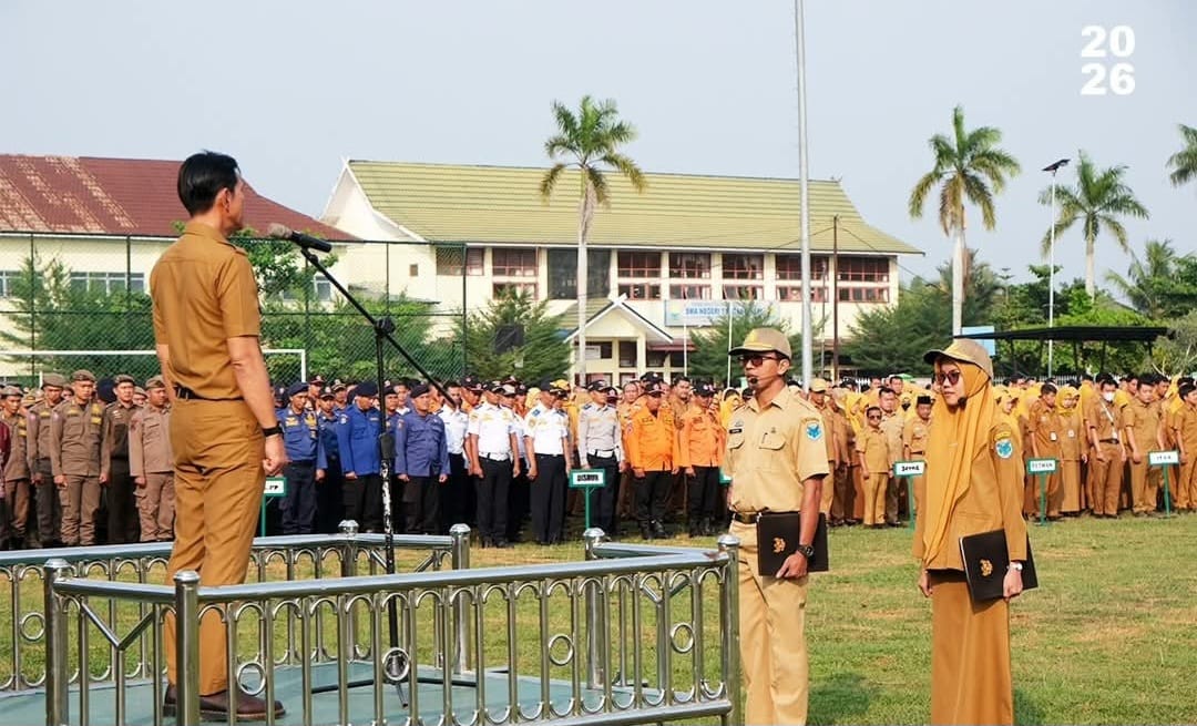 WhatsApp Image 2026-07-25 at 14.34.18 Pemerintah Kabupaten Batang Hari menggelar Apel Rutin Senin di Lapangan Alun-Alun Batang Hari