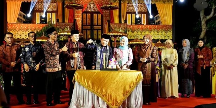 pembukaan Pekan Budaya Jambi Elok Nian tahun 2026 yang digelar di Anjungan Taman Mini Melayu Jambi