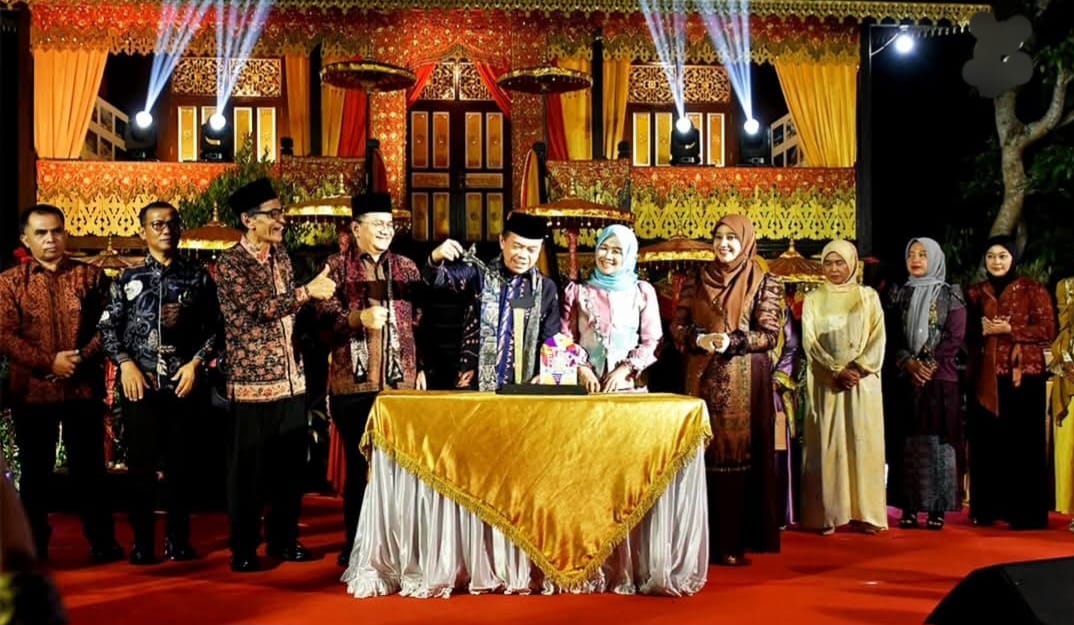 pembukaan Pekan Budaya Jambi Elok Nian tahun 2026 yang digelar di Anjungan Taman Mini Melayu Jambi