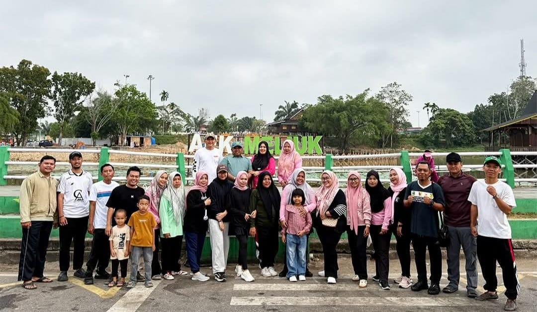 WhatsApp Image 2026-08-10 at 17.45.06 Kepala Diskominfo Kabupaten Batang Hari, H. Amir Hamzah