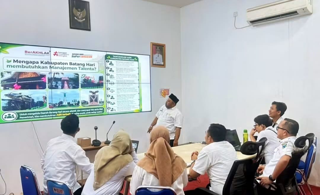 WhatsApp Image 2026-09-23 at 20.33.27 Sosialisasi Sistem Manajemen Talenta Aparatur Sipil Negara (ASN)