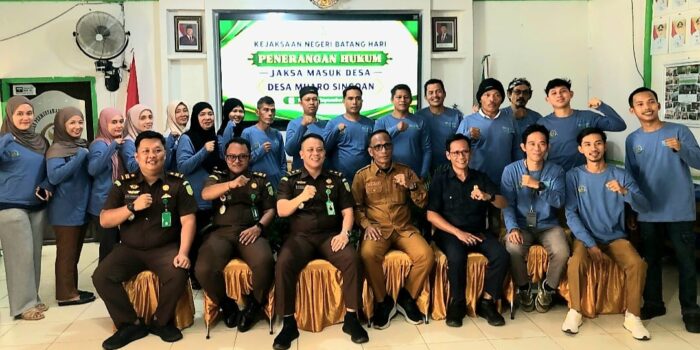 program Penerangan Hukum melalui program Jaksa Masuk Desa (Jaga Desa / Jaksa Garda Desa) di Desa Muaro Singoan