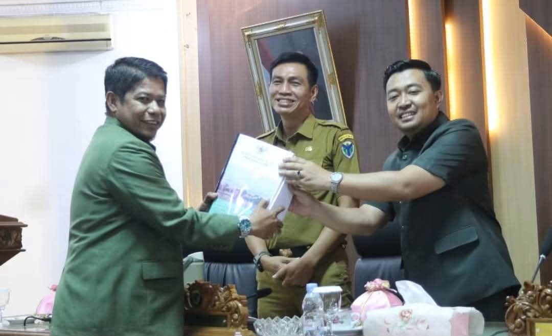 DPRD Batang Hari Gelar Paripurna Dua Ranperda APBD